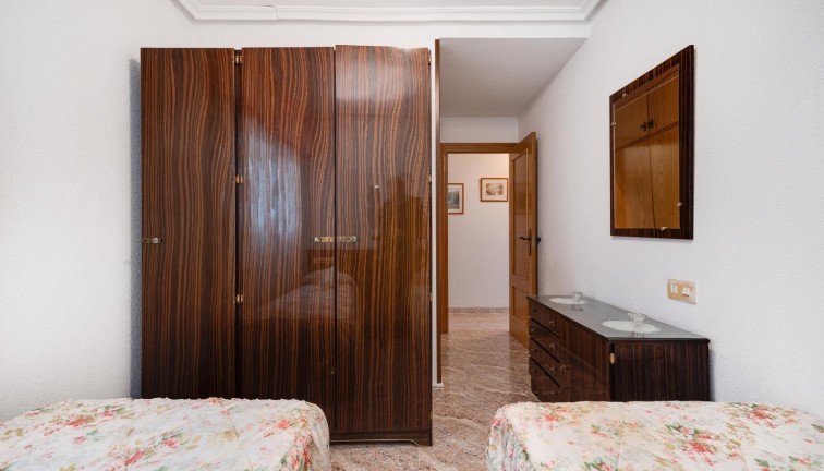 Jälleenmyynti - Asunto - Guardamar del Segura