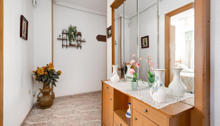 Jälleenmyynti - Asunto - Guardamar del Segura