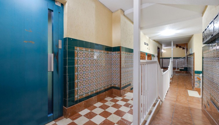 Jälleenmyynti - Asunto - Guardamar del Segura