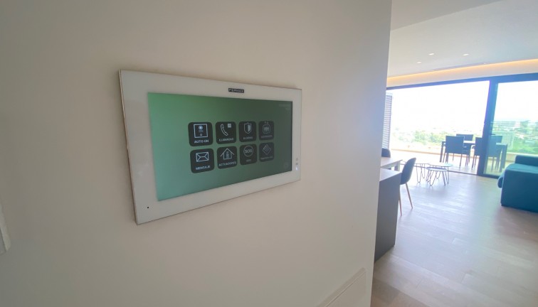 Jälleenmyynti - Asunto - Las Colinas