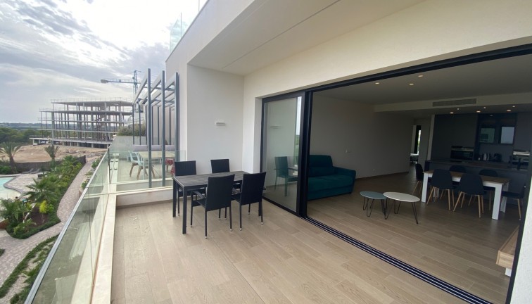 Jälleenmyynti - Asunto - Las Colinas