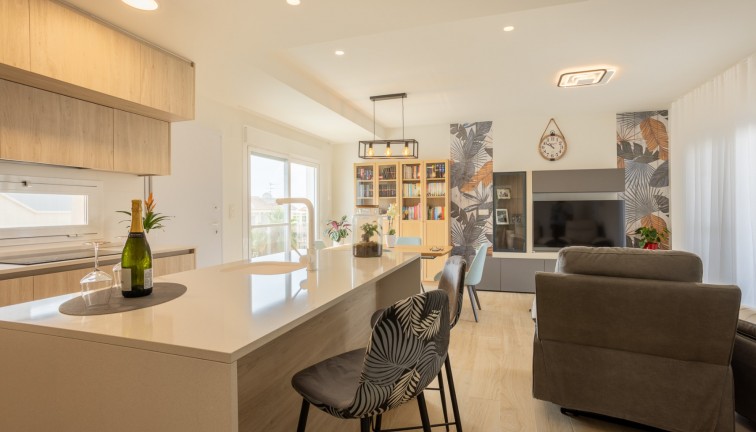 Reventa - Apartamento / piso - San Miguel de Salinas - Villamartín