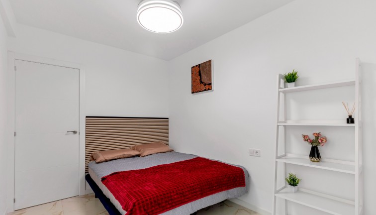 Reventa - Apartamento / piso - Torrevieja - LA MATA