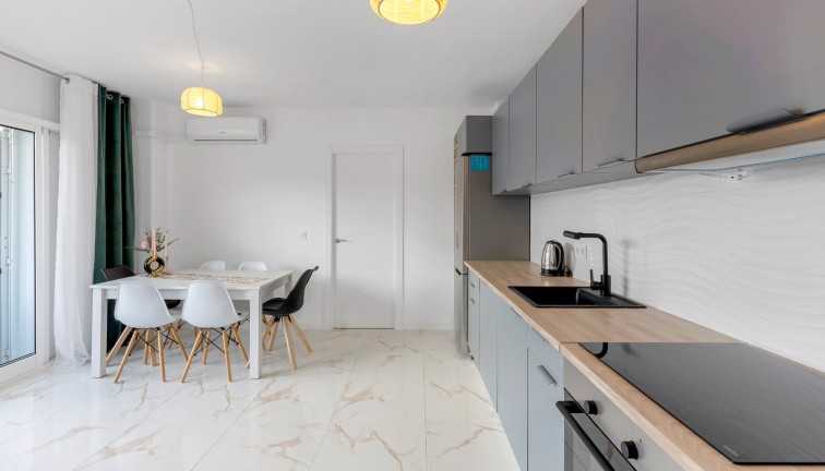 Reventa - Apartamento / piso - Torrevieja - LA MATA