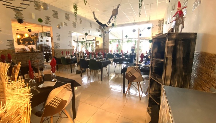 Reventa - Comercial - Algorfa