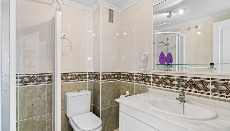 Resale - Apartment - Campoamor