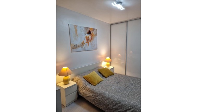 Reventa - Apartamento / piso - Torrevieja - Acequion