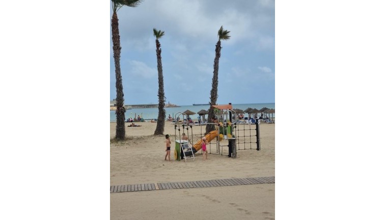 Reventa - Apartamento / piso - Torrevieja - Acequion