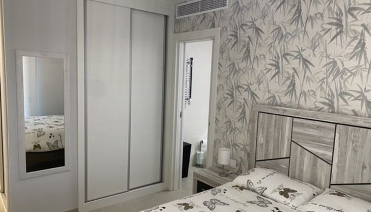 Resale - Apartment - Orihuela Costa - Playa Flamenca