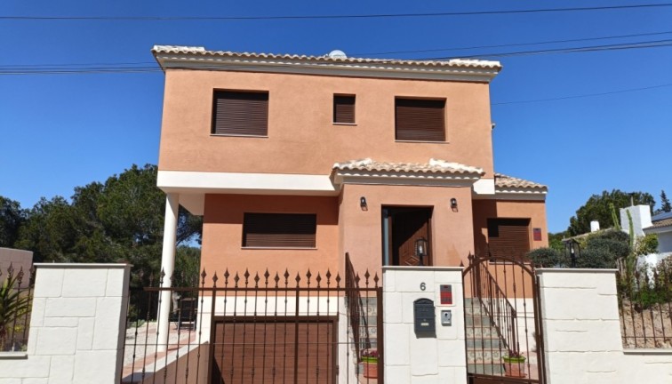 Återförsäljning - Fristående hus - Pinar de Campoverde