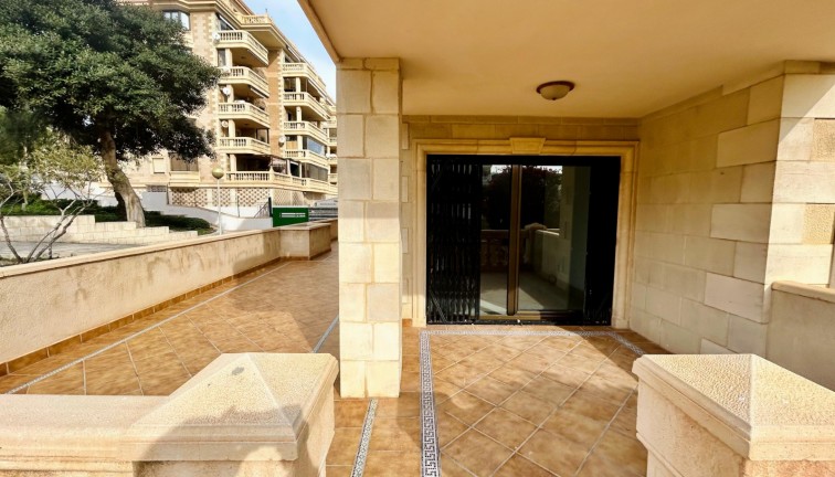 Reventa - Apartamento / piso - Guardamar del Segura