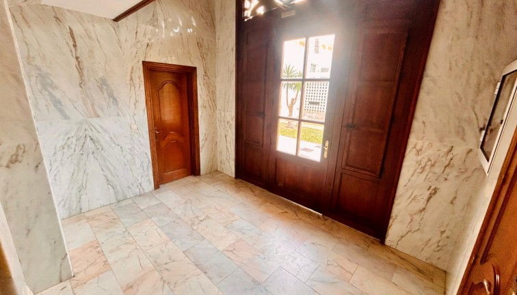 Reventa - Apartamento / piso - Guardamar del Segura