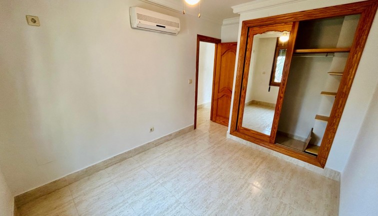 Reventa - Apartamento / piso - Guardamar del Segura
