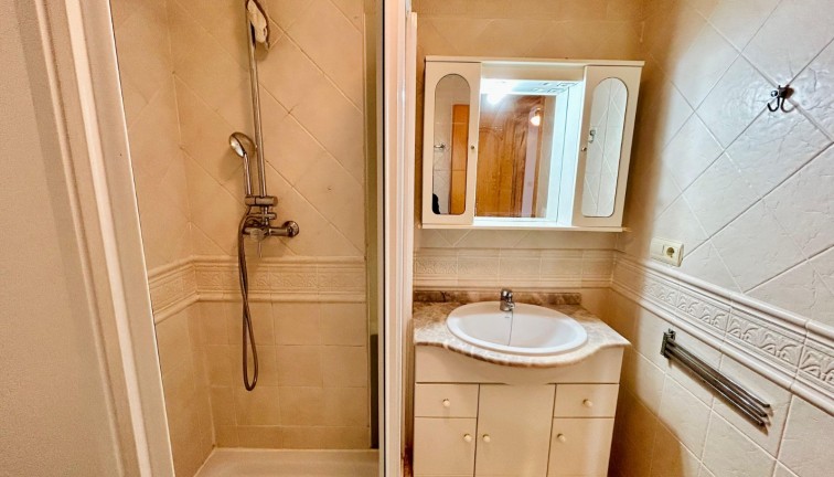 Reventa - Apartamento / piso - Guardamar del Segura