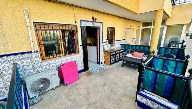 Reventa - Apartamento dúplex - Torrevieja - LA MATA