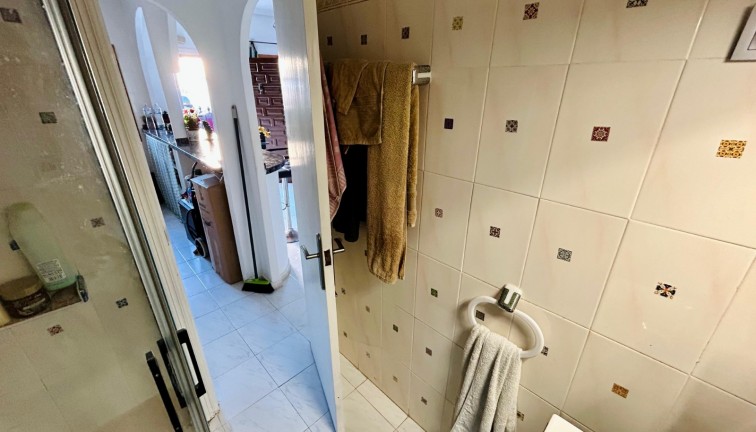 Reventa - Apartamento dúplex - Torrevieja - LA MATA