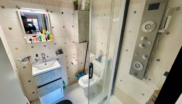 Reventa - Apartamento dúplex - Torrevieja - LA MATA