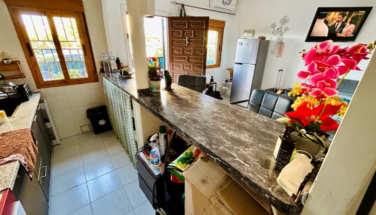 Reventa - Apartamento dúplex - Torrevieja - LA MATA