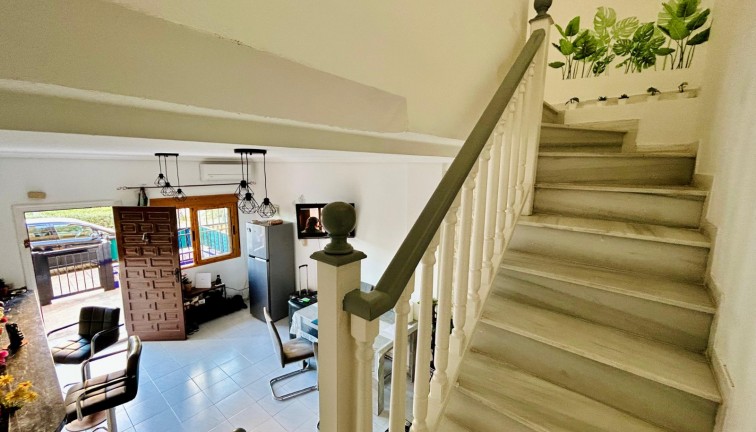 Reventa - Apartamento dúplex - Torrevieja - LA MATA