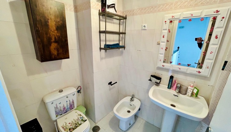 Reventa - Apartamento dúplex - Torrevieja - LA MATA