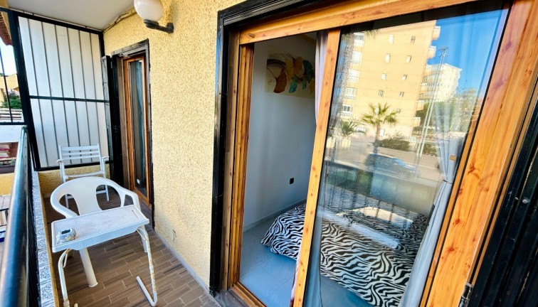 Reventa - Apartamento dúplex - Torrevieja - LA MATA