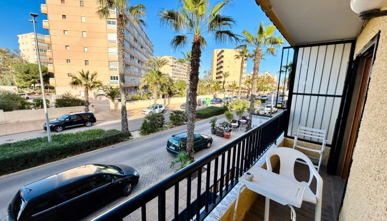 Reventa - Apartamento dúplex - Torrevieja - LA MATA