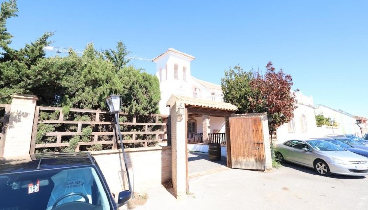 Resale - Commercial - Orihuela Costa - La Zenia