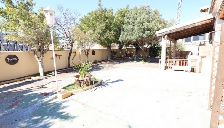 Resale - Commercial - Orihuela Costa - La Zenia