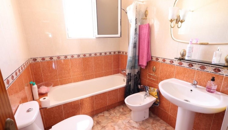 Resale - Commercial - Orihuela Costa - La Zenia