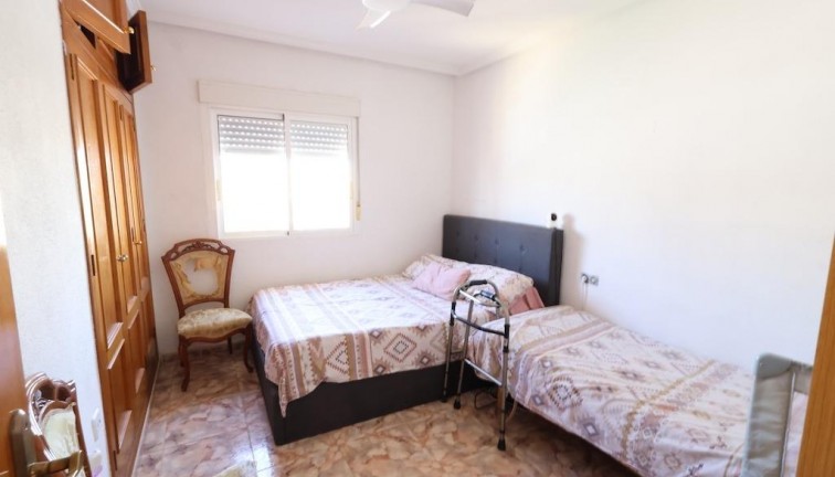 Resale - Commercial - Orihuela Costa - La Zenia