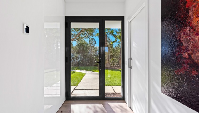 Jälleenmyynti - Erillistalo - Las Colinas