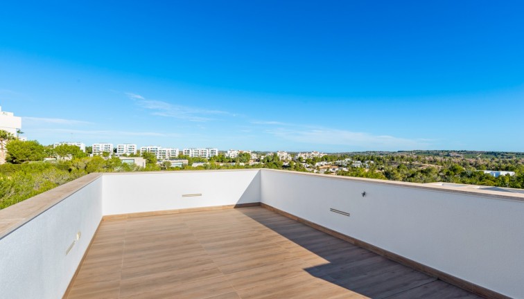 Jälleenmyynti - Erillistalo - Las Colinas