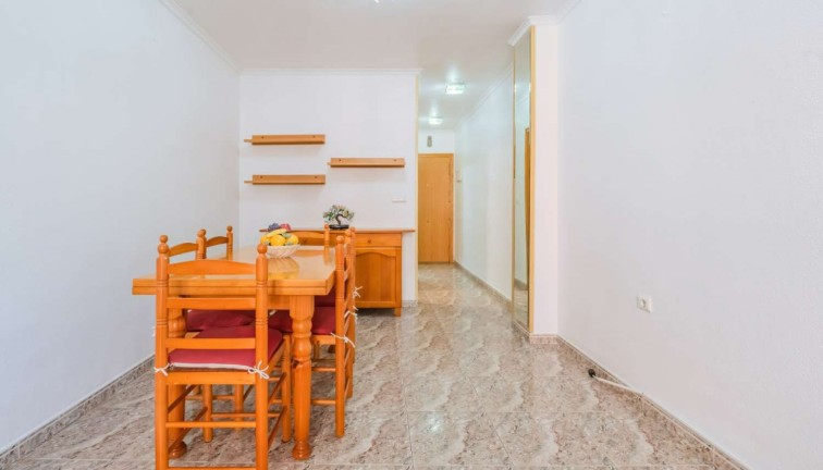 Resale - Apartment - Torrevieja - Playa del Cura