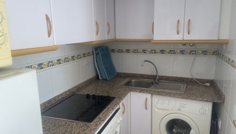 Jälleenmyynti - Asunto - Torrevieja