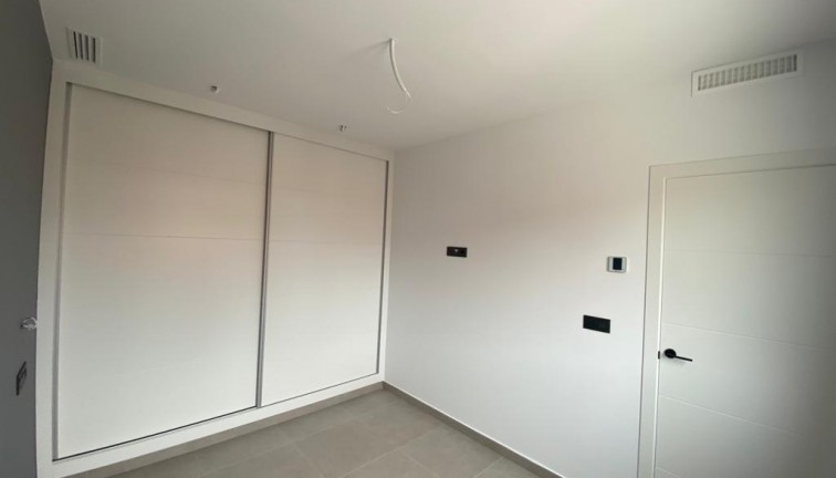 New Build - Chalet - Los Alcazares