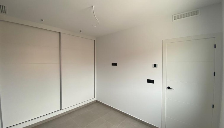 New Build - Chalet - Los Alcazares