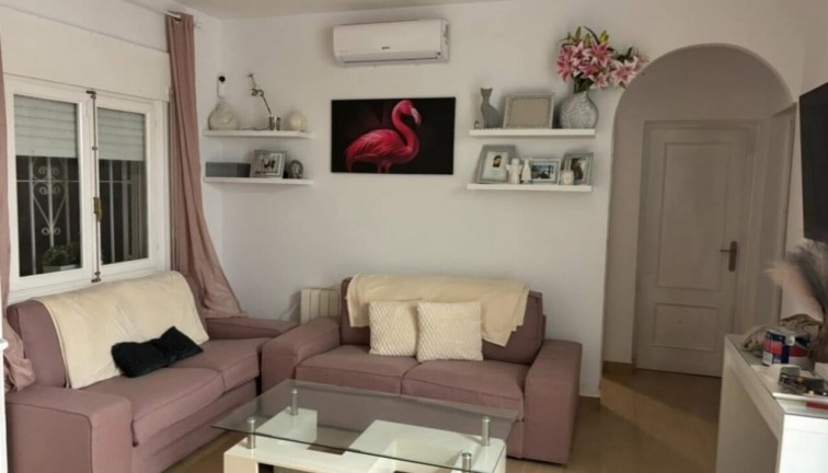 Jälleenmyynti - Erillistalo - Playa Flamenca