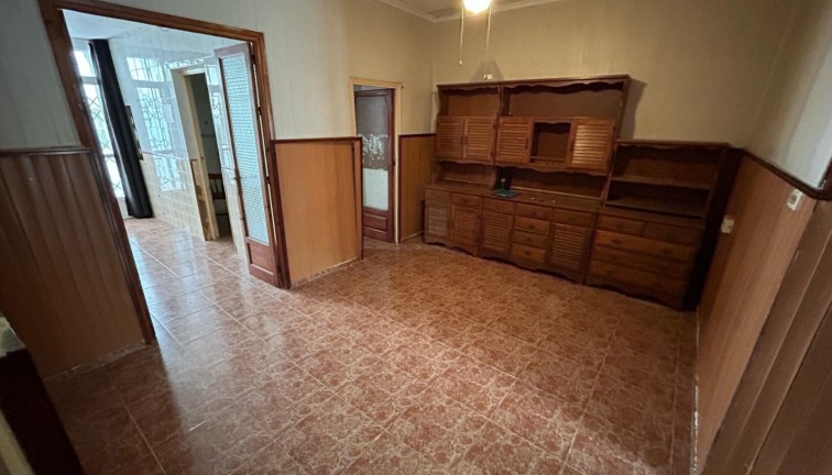 Resale - Chalet - Torrevieja