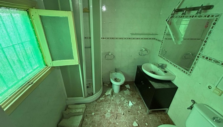 Resale - Chalet - Torrevieja