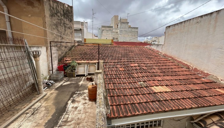 Resale - Chalet - Torrevieja