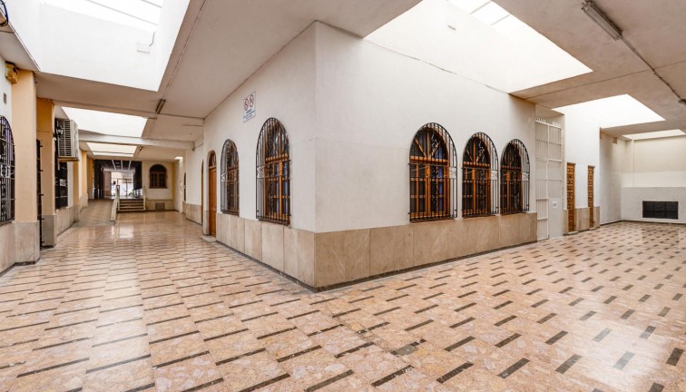 Resale - Apartment - Torrevieja - Curva del Palangre