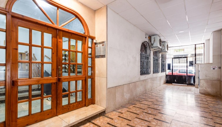 Resale - Apartment - Torrevieja - Curva del Palangre