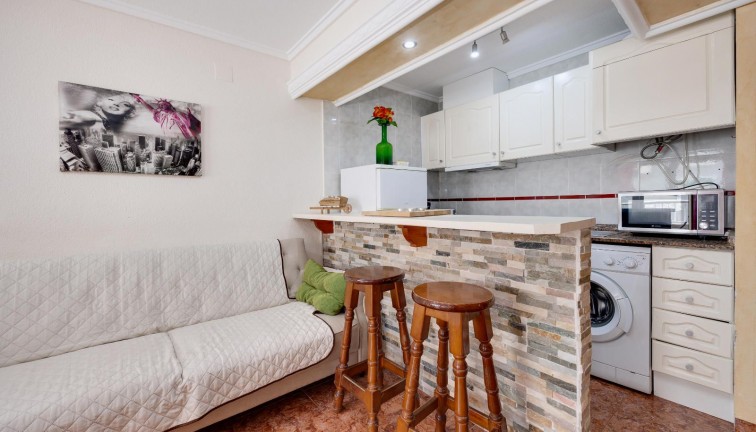 Resale - Apartment - Torrevieja - Curva del Palangre