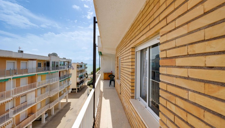 Reventa - Apartamento - Apartamento en el último piso - Punta Prima