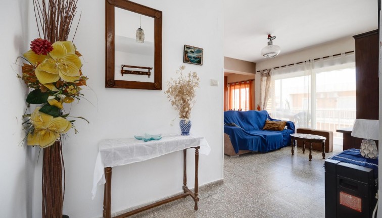 Reventa - Apartamento - Apartamento en el último piso - Punta Prima