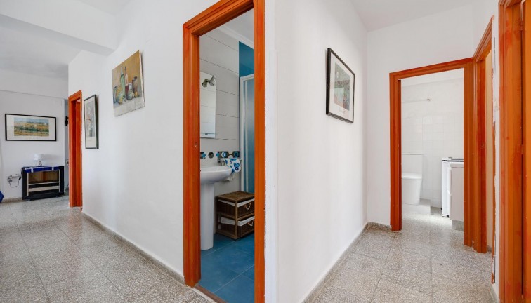 Reventa - Apartamento - Apartamento en el último piso - Punta Prima