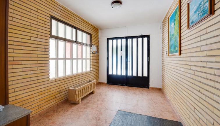 Reventa - Apartamento - Apartamento en el último piso - Punta Prima