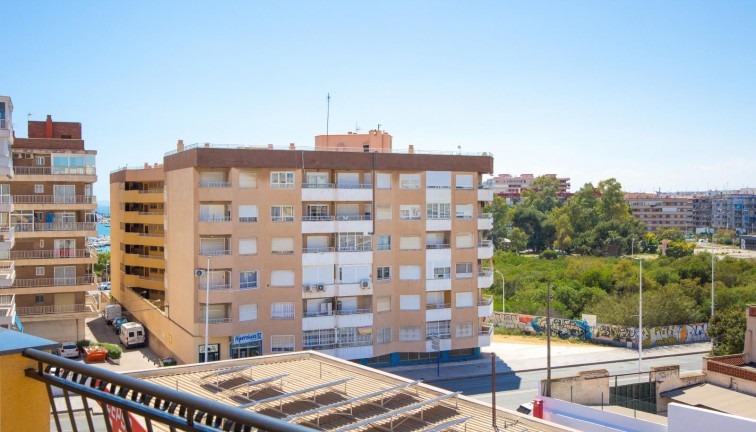 Resale - Apartment - Top Floor Apartment - Torrevieja
