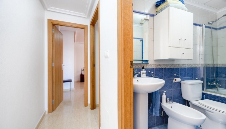 Resale - Apartment - Top Floor Apartment - Torrevieja