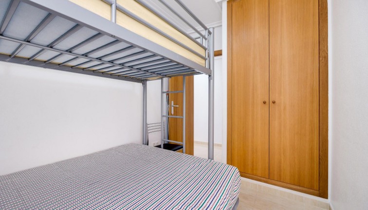 Resale - Apartment - Top Floor Apartment - Torrevieja